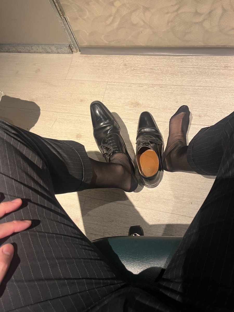 caron_mavin's tweet photo. @suitfomula https://t.co/jtLNBRUm7W