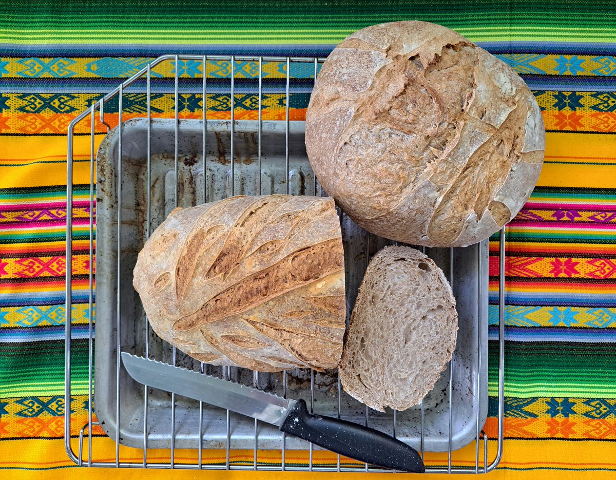 Recién horneados en la madrugada #Sourdough