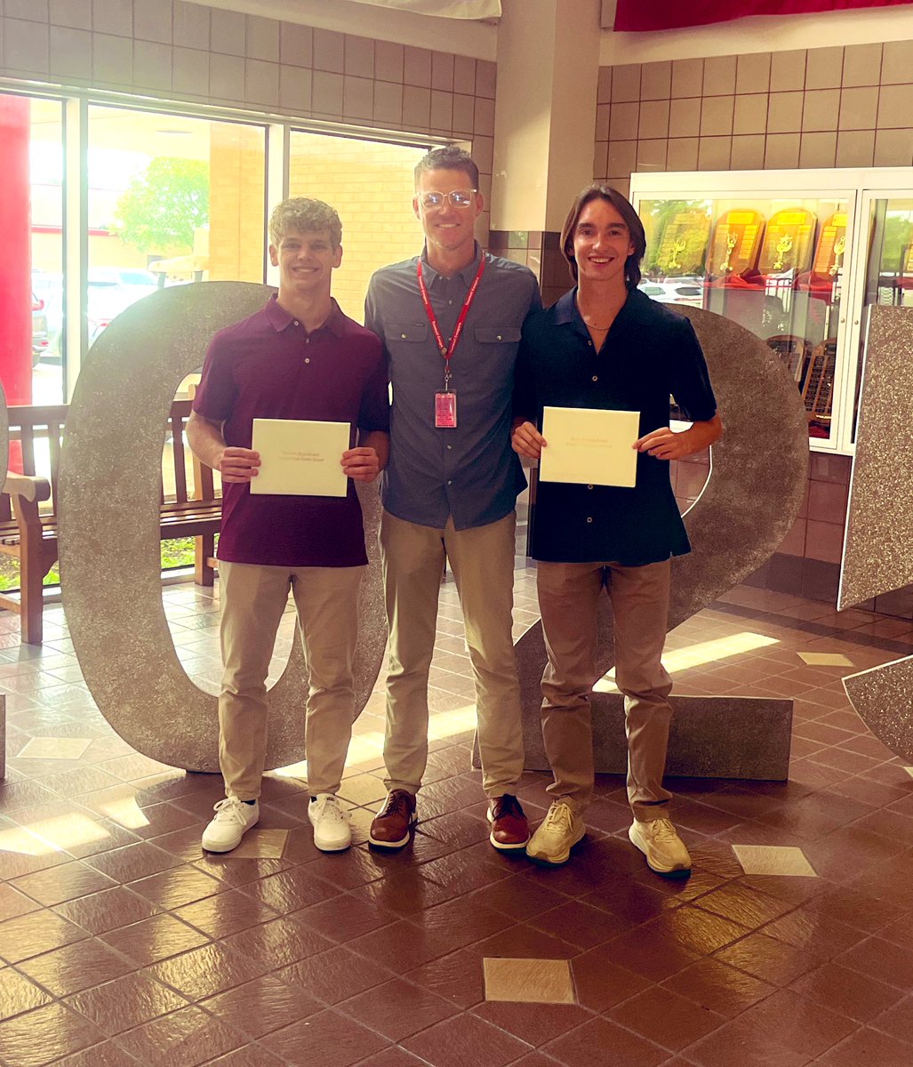 Proud of our Seniors who will graduate in the Top 10% <a href="/TISDTHS/">Tomball High School</a> #TomballFAST