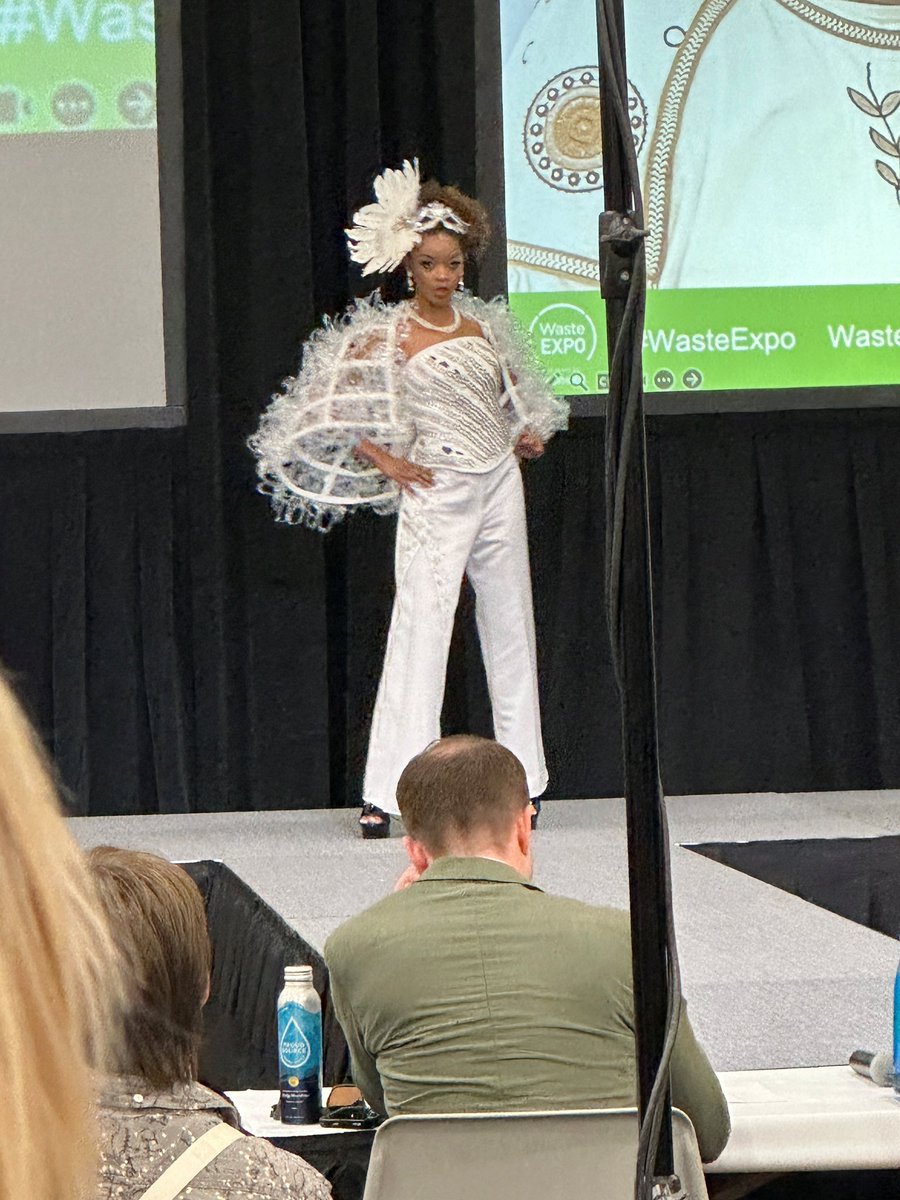 ETEnvironmental's tweet photo. ♻️ We’re heading to #WasteExpo 2025 in Las Vegas from May 6–8! Join ET Design-Build at the industry’s top event for waste, recycling, and organics innovation.

Let’s talk sustainable solutions → https://t.co/0FUGju6Jkv

#Recycling #SolidWaste #WasteManagement #ETDesignBuild https://t.co/Dd8hf2Z3zQ