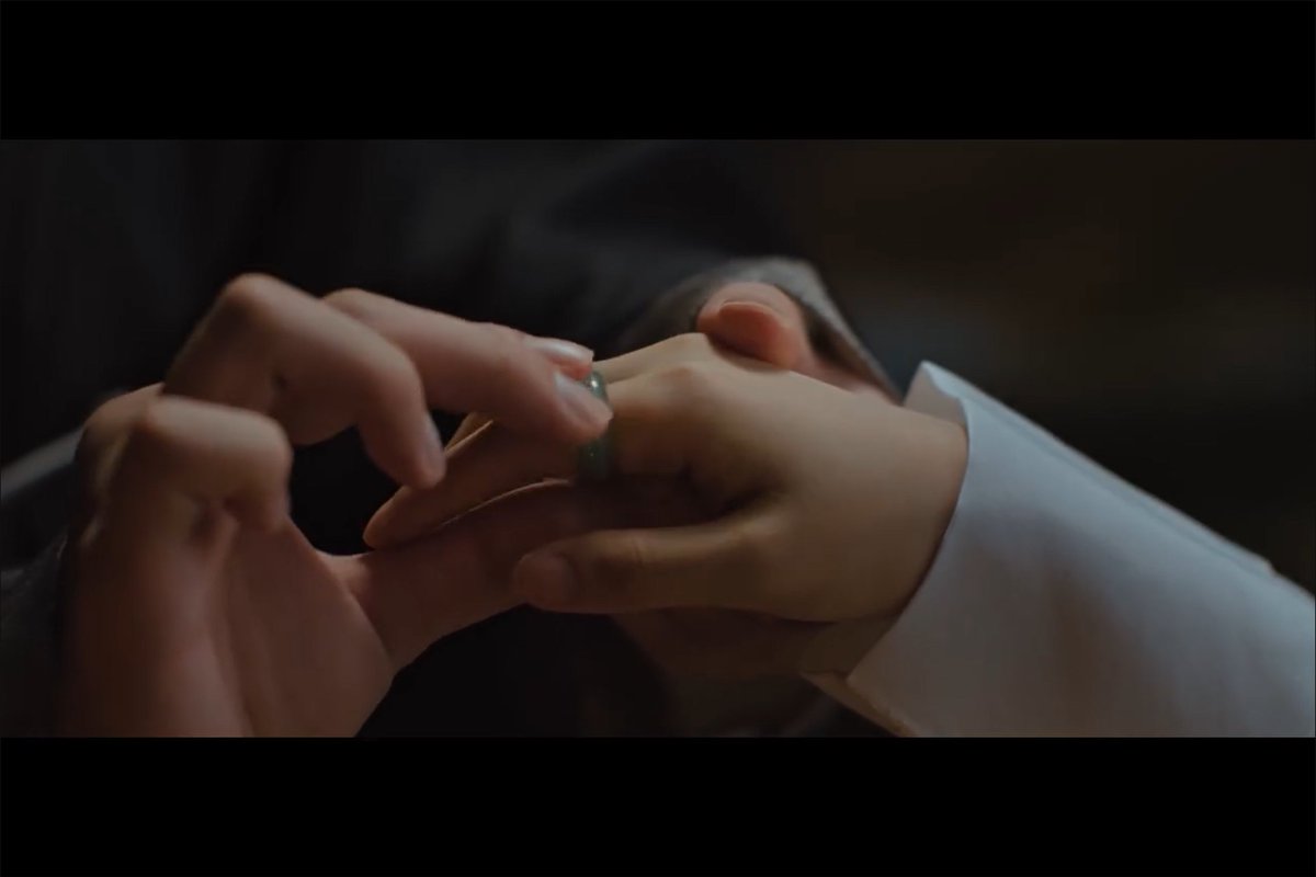 kiasiandramas's tweet photo. No one can convince me otherwise. Yeo Ri and Kang Chul just got married here. 

Everything else, WRONG ANSWER. 

#TheHauntedPalaceEp5 
#TheHauntedPalace https://t.co/QYTLTyKT8i