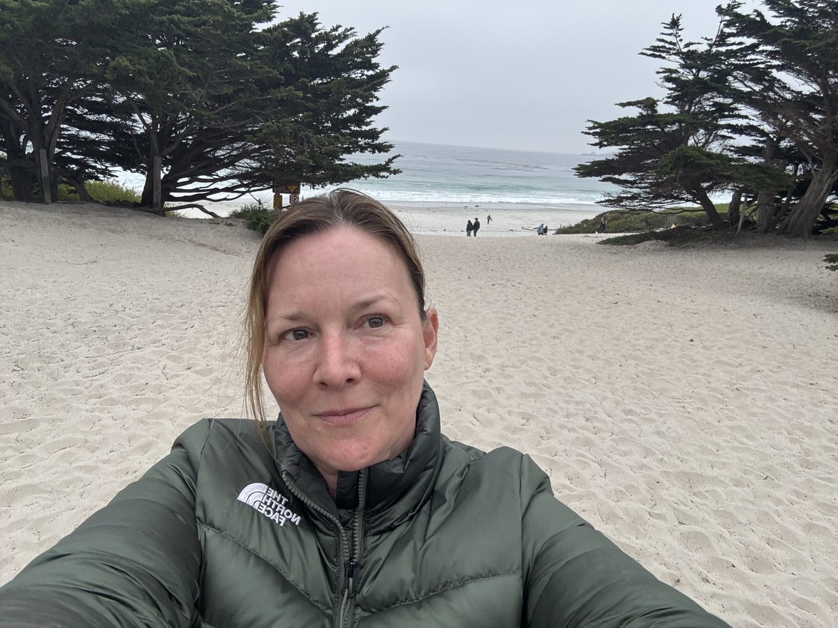 I just took a beautiful road trip with Lola and barely looked at social media and I have to say it was great.   Big trees .. lots of ocean.... sitting in some hot springs.  Im so looking forward to summer.   the last few months was all work and just finishing up some proposals