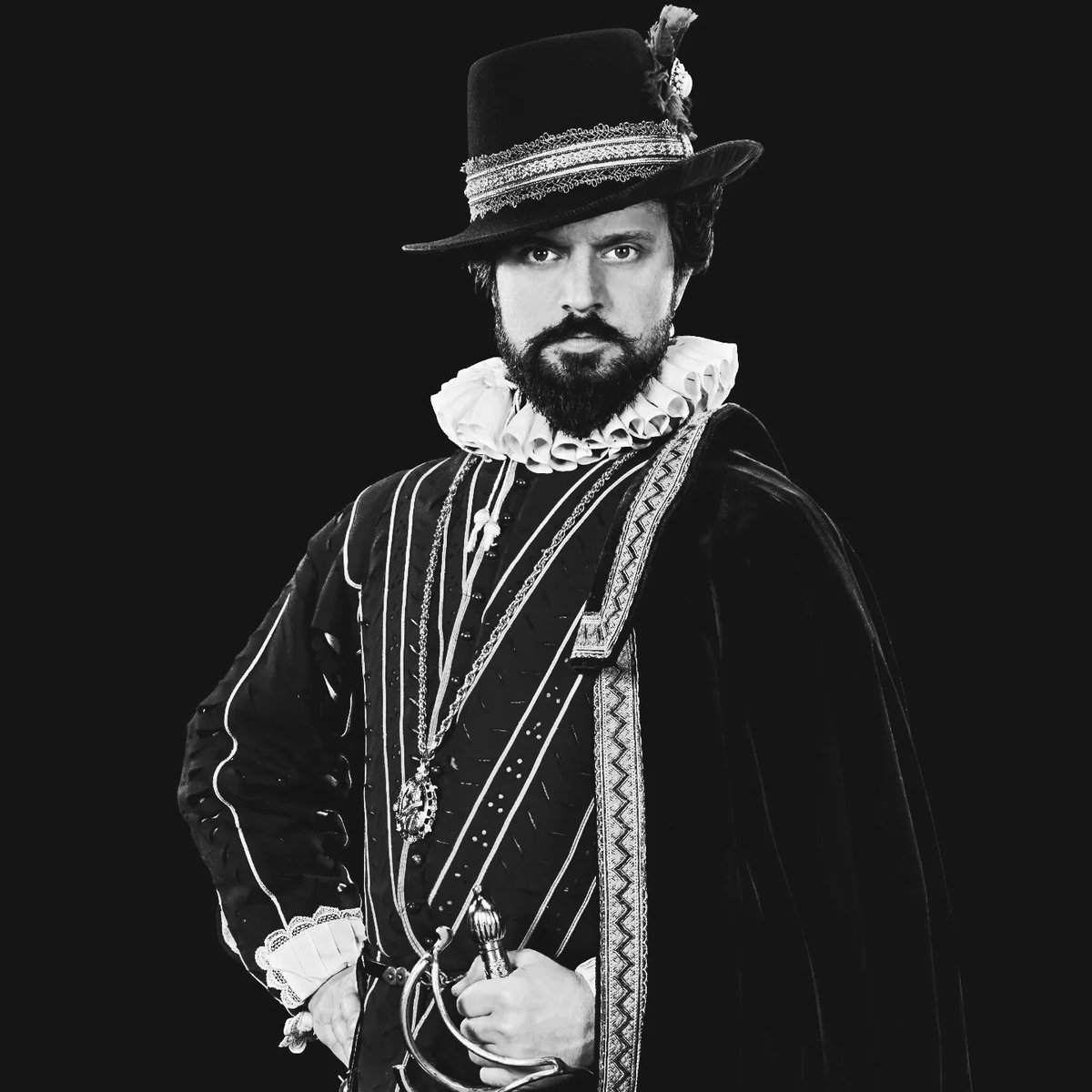 Dyad Productions (@dyadproductions) on Twitter photo Tomorrow, Dyad returns to <a href="/quarryatstlukes/">The Quarry Theatre</a> in #bedford with our newest show, That Knave, Raleigh!
Grab your tickets and join us to bid farewell to Sir Walter.
#elizabethan #elizabethi #sirwalterraleigh #toweroflondon #dandy #america #thenewworld #virginia #ruff Tomorrow, Dyad returns to <a href="/quarryatstlukes/">The Quarry Theatre</a> in #bedford with our newest show, That Knave, Raleigh!
Grab your tickets and join us to bid farewell to Sir Walter.
#elizabethan #elizabethi #sirwalterraleigh #toweroflondon #dandy #america #thenewworld #virginia #ruff