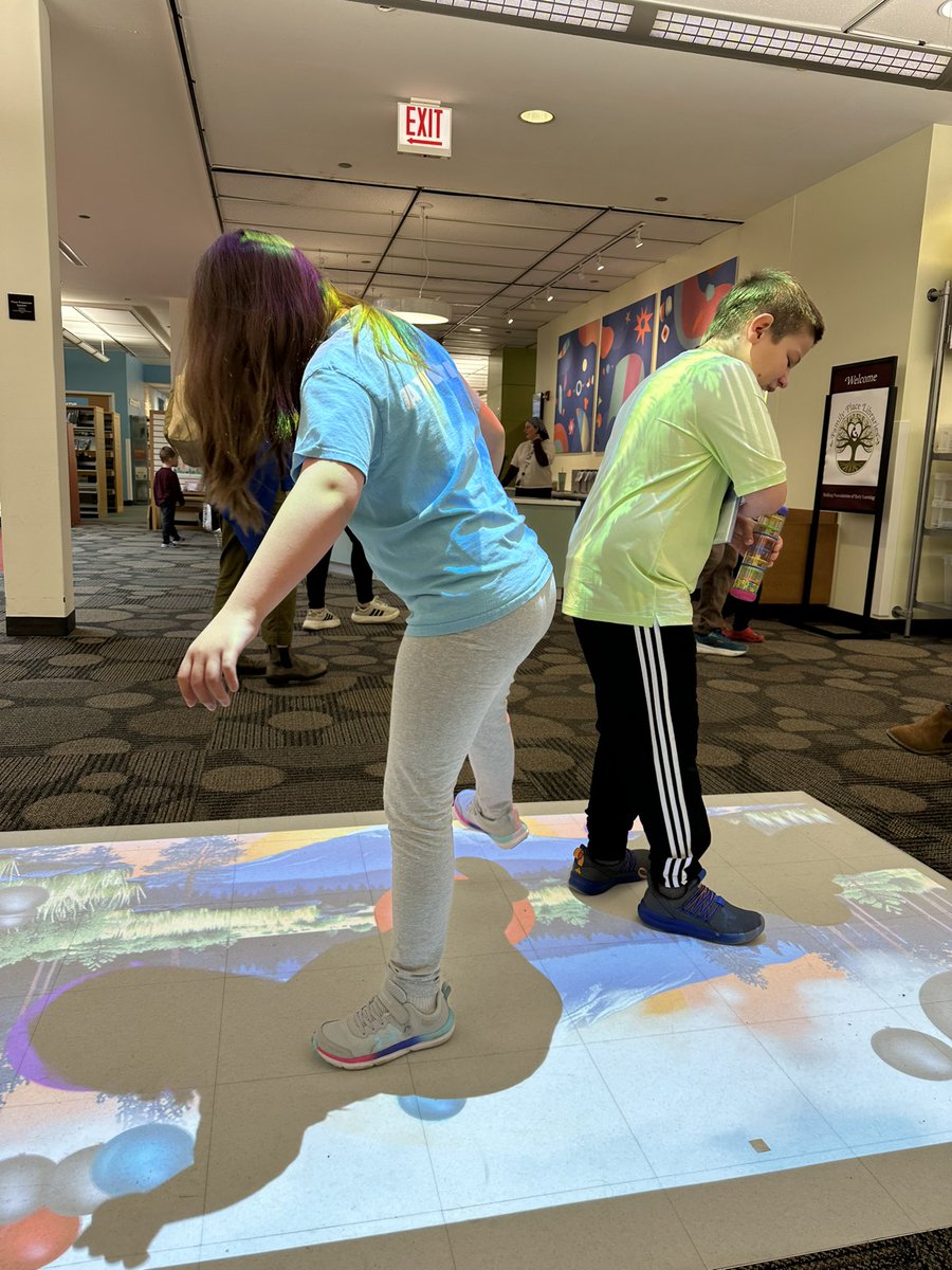 Mrs. Blau tweet media