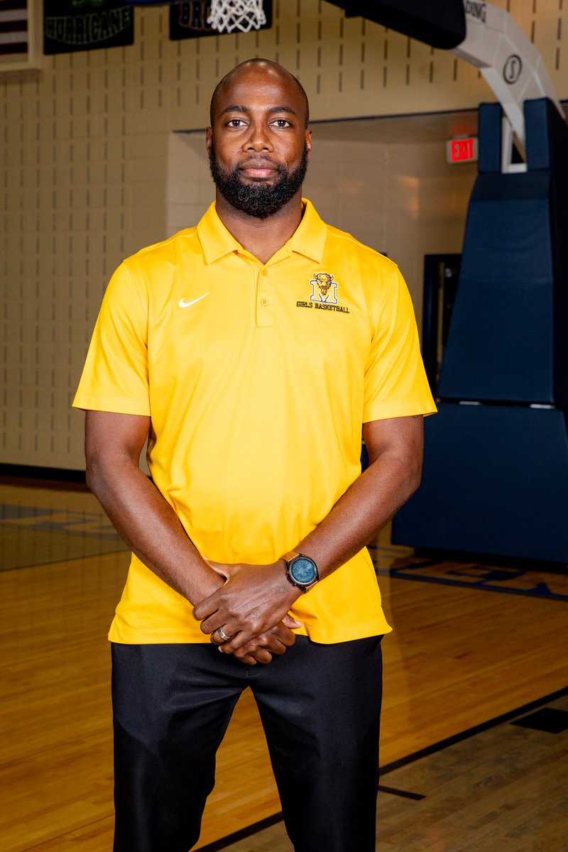 FBISDAthletics's tweet photo. Special congrats to Marshall HS Head Girls Basketball Coach, Marcus Washington. Coach Washington has been selected as the @THSCAcoaches 5A Region 5 Head Girls Basketball Coach of the Year. https://t.co/YH4zxnfMur