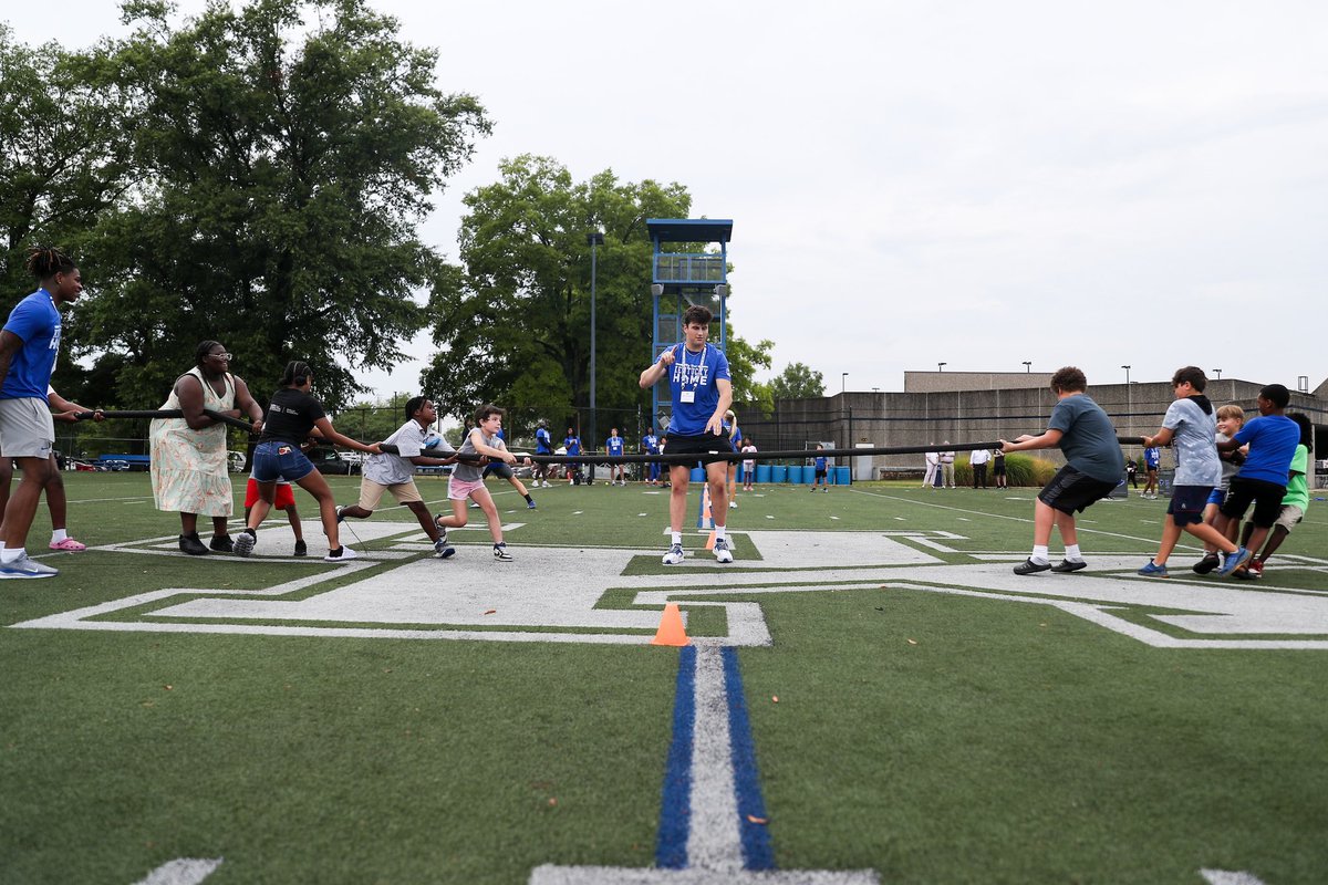 UKAthletics's tweet photo. The University of Kentucky Student-Athlete Advisory Committee has selected Big Brothers Big Sisters of the Bluegrass as the Community Partner of Choice for service outreach for the upcoming academic year 😸

Read more ➡️ https://t.co/o4rnLQkAtY https://t.co/bZIg8odqPo