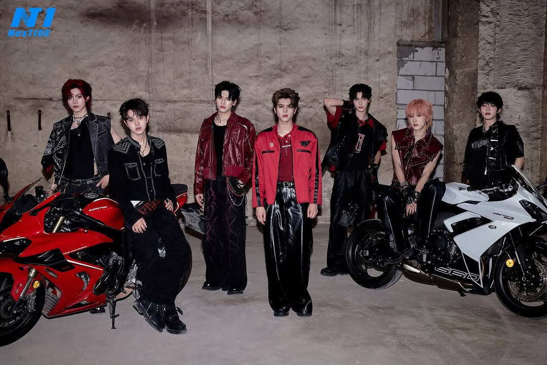 250502 NexT1DE IG Post

Red waves blaze through the dark night,
Colliding with summer‘s scorching tide. 🏍️💥

Seven pulsating forces of youth ignite a sonic tsunami at the stage of The Galaxy Left Bank Music Festival.

#NexT1DE #NexT1DEGLOBAL