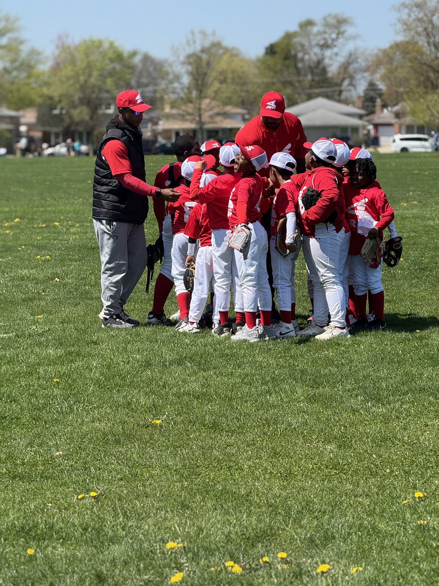 Teamwork! 🤝⚾️🏟️