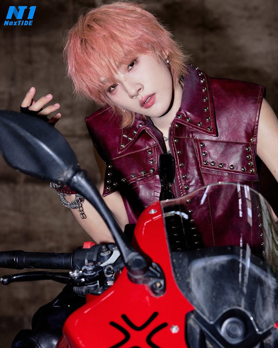 250502 NexT1DE IG Post

Red waves blaze through the dark night,
Colliding with summer‘s scorching tide. 🏍️💥

Seven pulsating forces of youth ignite a sonic tsunami at the stage of The Galaxy Left Bank Music Festival.

#HUYETAO 
#NexT1DE #NexT1DEGLOBAL