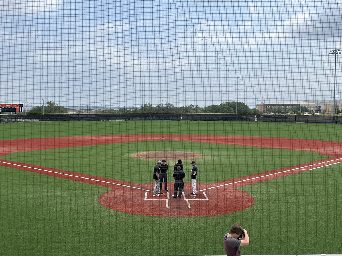 Joseph Duffey (@joseph_duffey99) on Twitter photo Good afternoon from Leander TX, where <a href="/GlennHSBaseball/">GHS Grizzly Baseball</a> hosts Game 1 of <a href="/UniBaseball/">NB Baseball</a> in the UIL Baseball Playoffs! Join myself and <a href="/G_Silva0504/">Grabiel Silva</a> with the link below!
meridix.com/event/264793 Good afternoon from Leander TX, where <a href="/GlennHSBaseball/">GHS Grizzly Baseball</a> hosts Game 1 of <a href="/UniBaseball/">NB Baseball</a> in the UIL Baseball Playoffs! Join myself and <a href="/G_Silva0504/">Grabiel Silva</a> with the link below!
meridix.com/event/264793