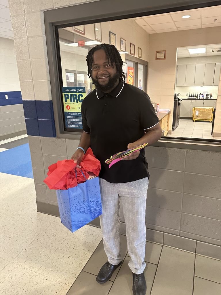 Happy Principal Appreciation Day!
Thank you for everything you do for our school. Your hard work, kindness, and leadership make a big difference every day. We’re lucky to have such an awesome principal!