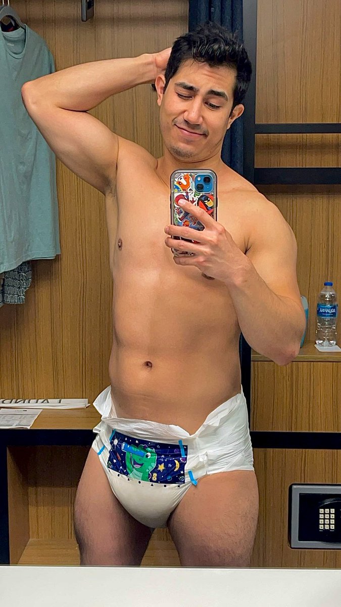 If your Huggies ain't fallin off your hips, then you're not doing it right 😏