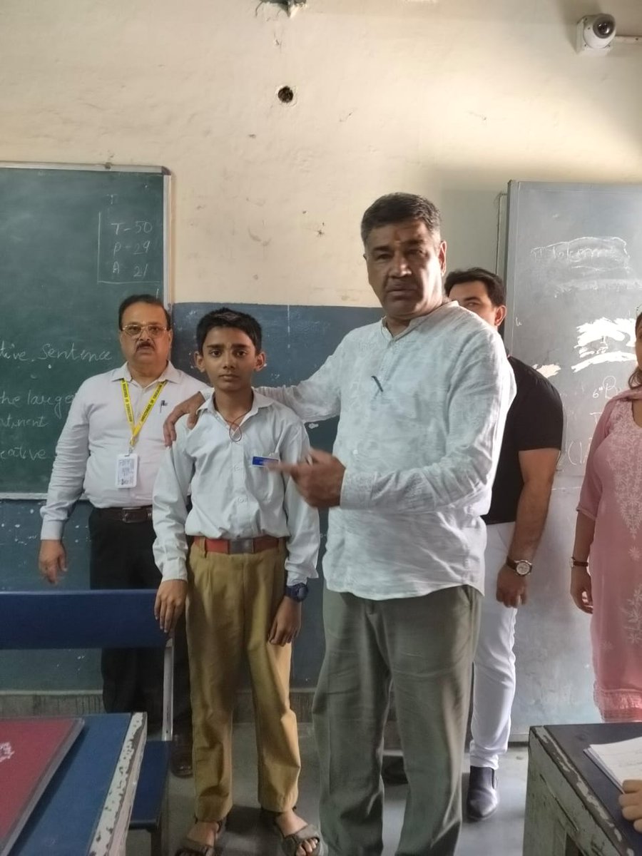 Synergy in Education : A leaders Meet  organised at GBSSS No 1 Adarsh Nagar( ID-1309013)
Sh. Rajkumar Bhatia, MLA , AC-04, Adarsh Nagar  interact with Dr. A.K. Bhatt,DDE NW A, Smt. Sonia Bhatia, DDE Z-9 and  all HOS of AC-04