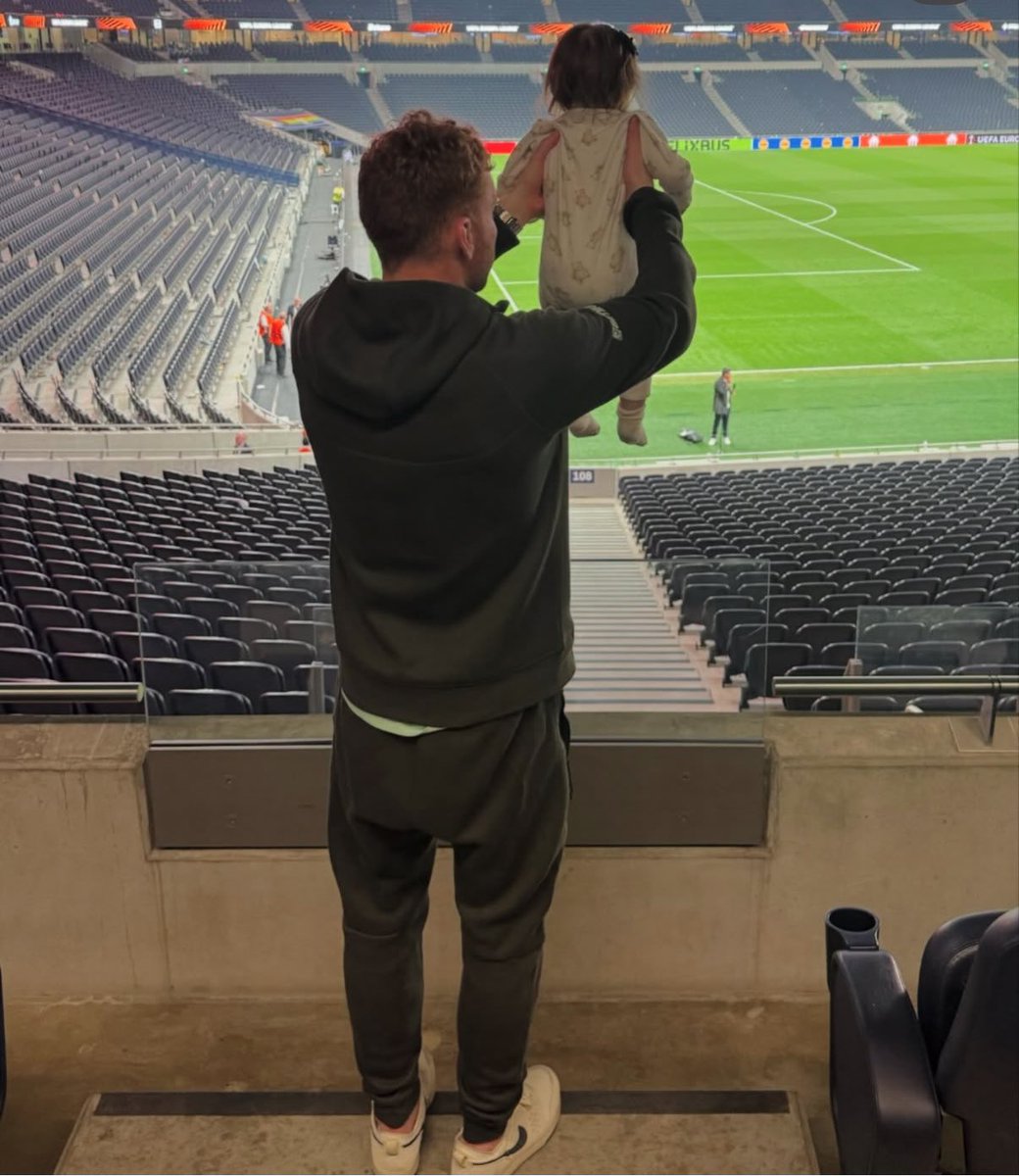 📱| Deki via IG  🤍😊
#thfc