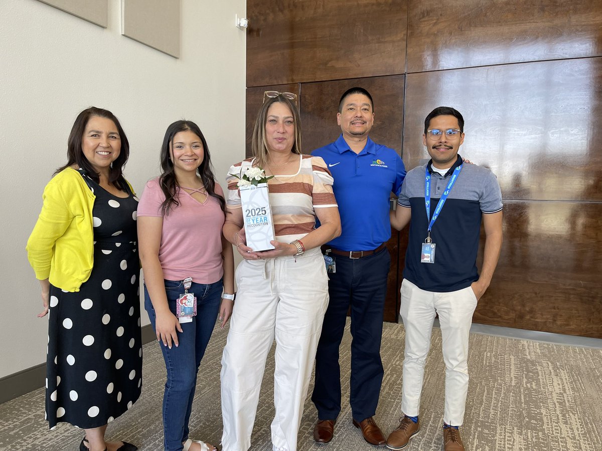 William D. Slider Middle School (@slider_middle) on Twitter photo The 2025 #TeamSISD school support employee of the year recognition ceremony, congratulations to our #StallionsLeadTheWay employee Mrs. Nora Ramirez! We are super proud of her and all the amazing things she does for our Stallion community! <a href="/SISD_Herrera/">Enrique Herrera</a> #AllIn <a href="/MKirtley_PR/">Maya Kirtley</a> The 2025 #TeamSISD school support employee of the year recognition ceremony, congratulations to our #StallionsLeadTheWay employee Mrs. Nora Ramirez! We are super proud of her and all the amazing things she does for our Stallion community! <a href="/SISD_Herrera/">Enrique Herrera</a> #AllIn <a href="/MKirtley_PR/">Maya Kirtley</a>