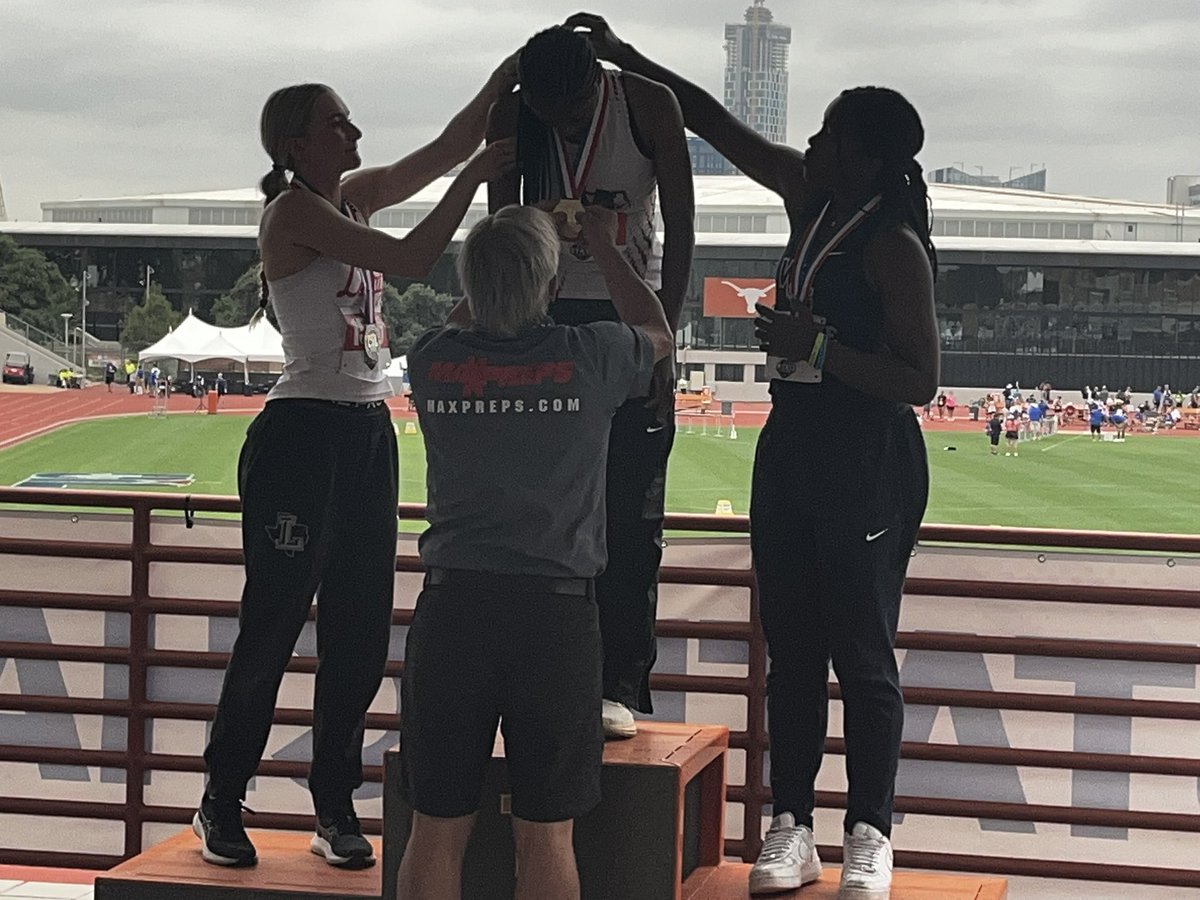 #ProsperProud of Sophomore Lauren Carrothers for placing 3rd in the long jump at the UIL 5A State Track &amp; Field Championships this morning securing the 1st ever state medal in program history! #ALLIN #TheStandard
