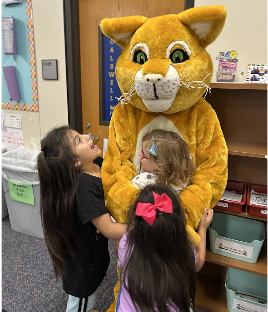We hosted our newest Caldwell Cats last night at Kindergarten Roundup and Gibby got in on all the fun!