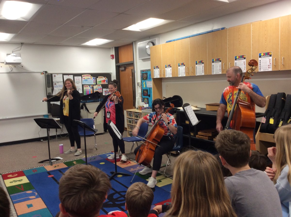 Field 3rd and 4th Graders have been so excited to hear about the orchestra and band instruments this week! <a href="/EmersonMusicD64/">Emerson Music D64</a> <a href="/LincolnMusicD64/">Lincoln Music D64</a> #d64music