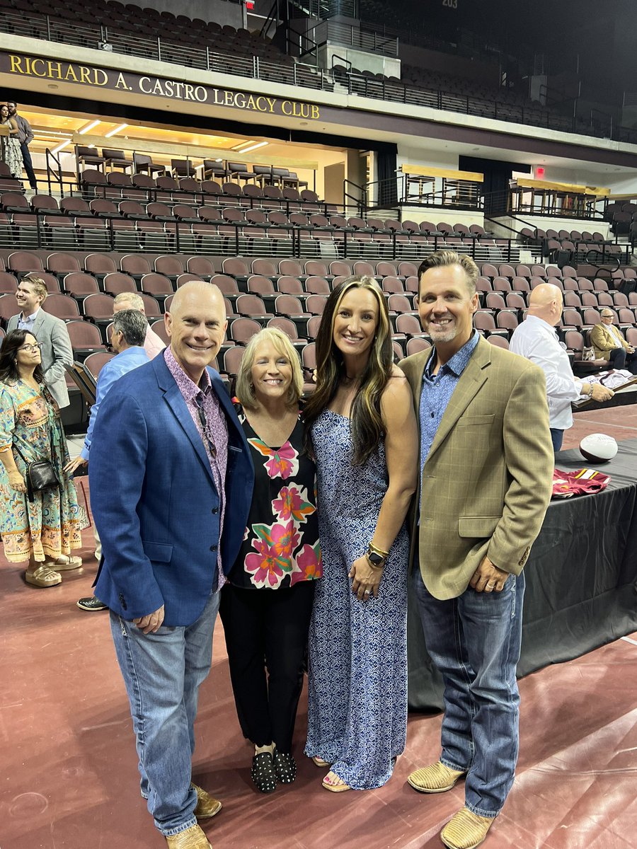 Last night’s <a href="/TXSTFCA/">Texas State Bobcat FCA</a> banquet was a powerful reminder—this is the best part of the job. Leading young men in faith and pointing them to the Lord. No greater purpose.

Thank you <a href="/CatsChaplain/">Pat Ford</a> Pat &amp; Kim Ford, for your discipleship over all of us.
