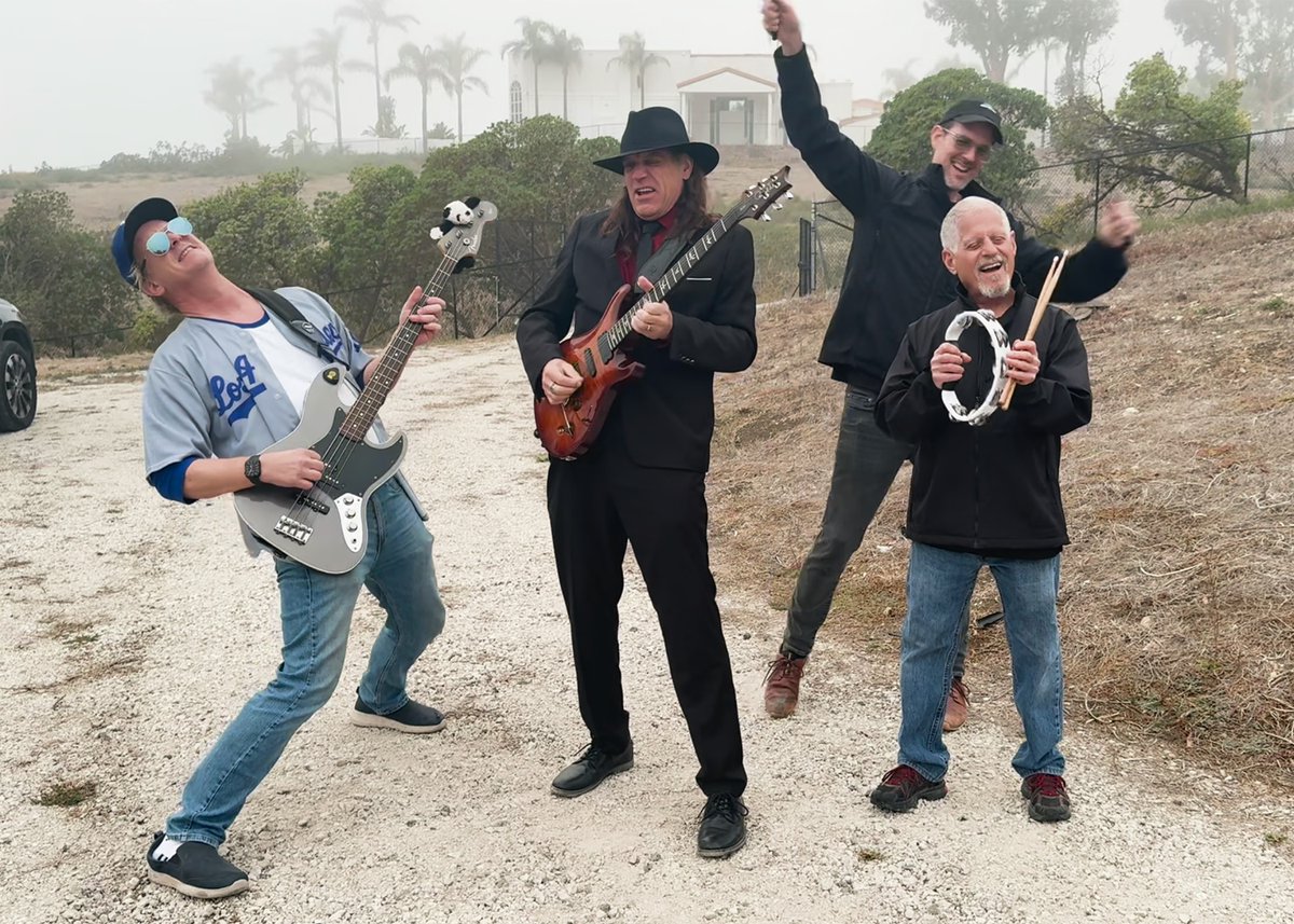 JonTompkins's tweet photo. Last-minute gear check ✔️

Tunes loaded ✔️

Sunscreen packed? …pending ☀️

Malibu, we’ll see you tomorrow.

#MalibuMusicVibes #CakeFestReady

The Malibu Cake Contest &amp; Festival
Our Lady of Malibu School
3625 Winter Canyon Road
Malibu, CA 90265
Saturday May 3rd
11:00am - 3:00pm https://t.co/pGK2Eqyyzc