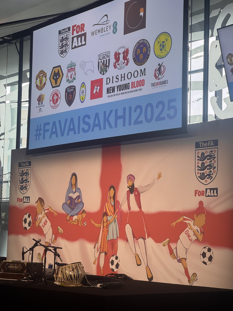 Celebrating #Vaisakhi2025 at Wembley Stadium tonight ❤️🙏🏾 representing my club 🐺
