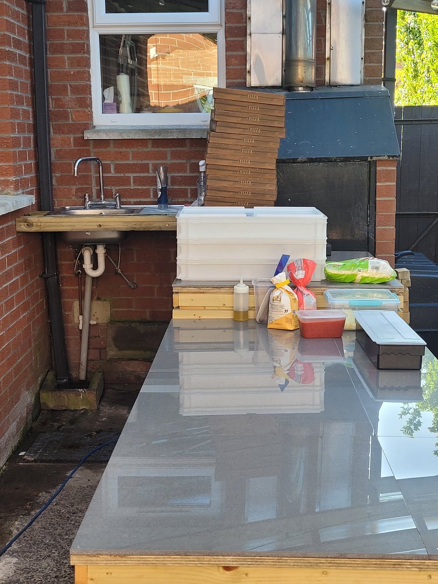 Dermano's, Dunmurry, Belfast (@coboven) on Twitter photo 