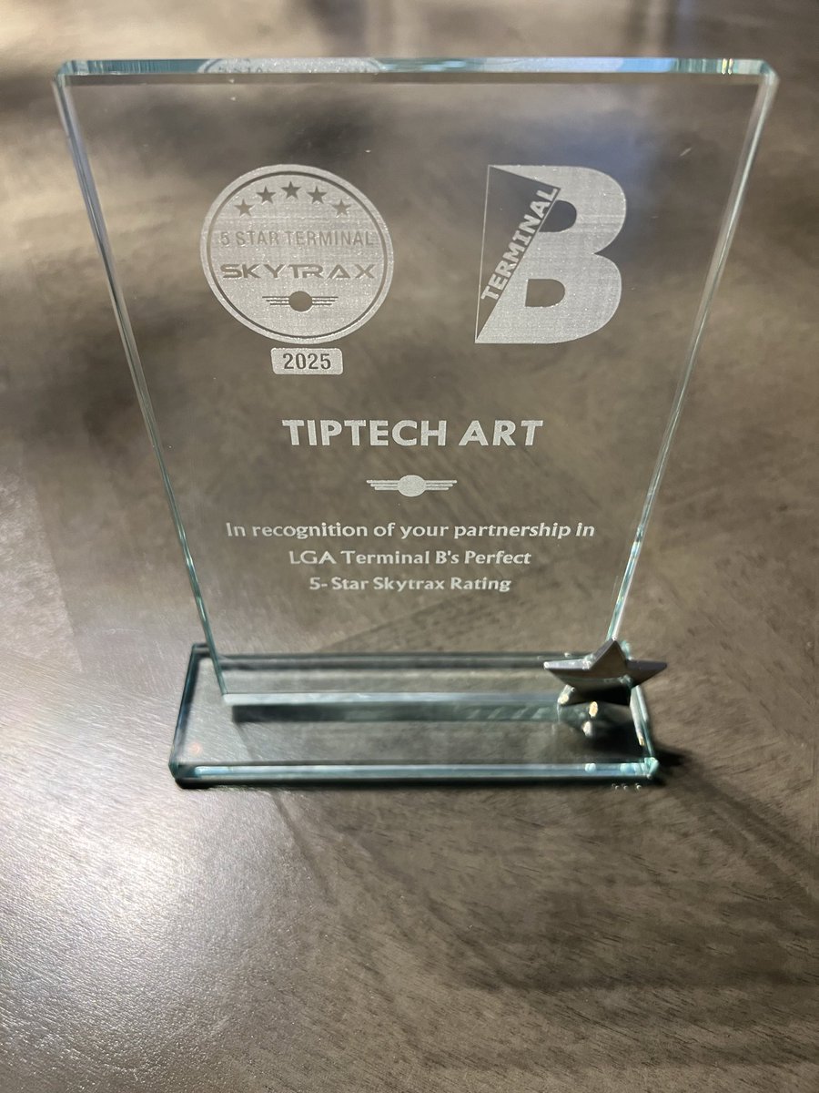 TIPtechArt's tweet image. When we partnered with LaGuardia Airport to transform Terminal B, we had no idea the 2025 Skytrax Award and a 5-Star rating would be in the mix!
TIPtech continues to push the boundaries of immersive experiences. Looking forward to what&apos;s next!
#TIPtech #LGA #NYC #skytrax
