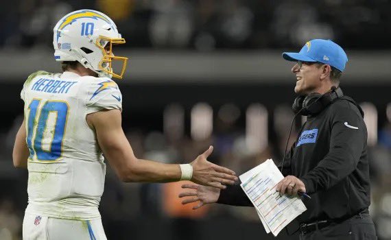KingofBoltz's tweet photo. Jim Harbaugh says he recently woke up in the middle of the night thinking "I have to get Justin Herbert to the Hall of Fame ⚡️

Justin and Jim are locked in!! https://t.co/ow0X61IgRB