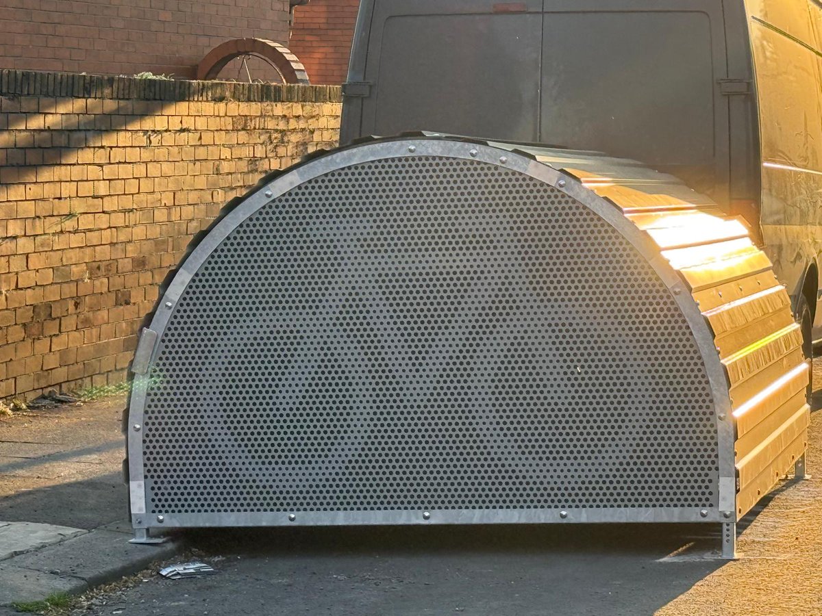 🚲 Exciting news for #Levenshulme! Secure Cycle Hangars are coming to Carnegie Ave, Guildford Rd &amp; Livesey St as part of Manchester’s Active Travel Strategy. 🌱 #ActiveTravel #ManchesterByBike