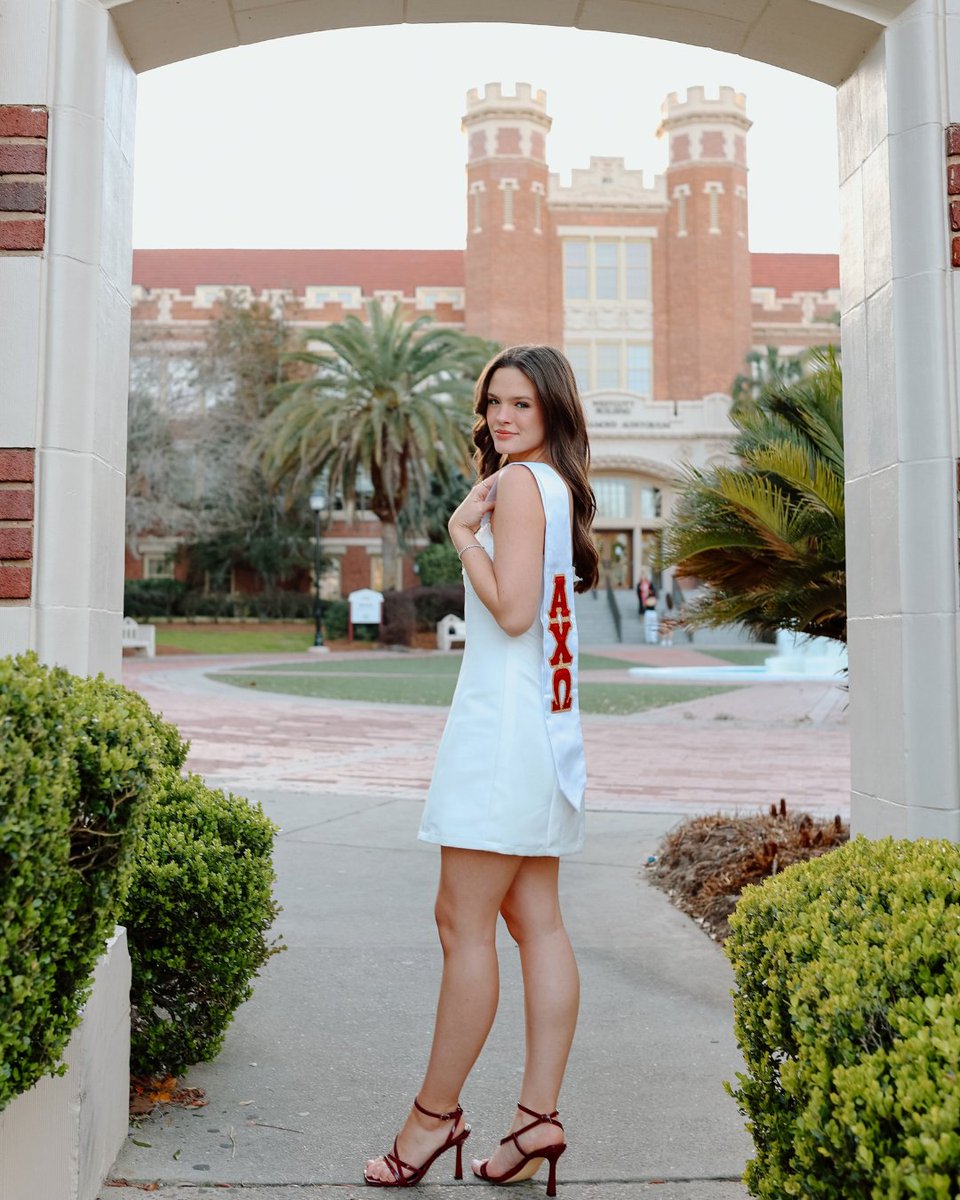 FSU Alpha Chi Omega tweet media
