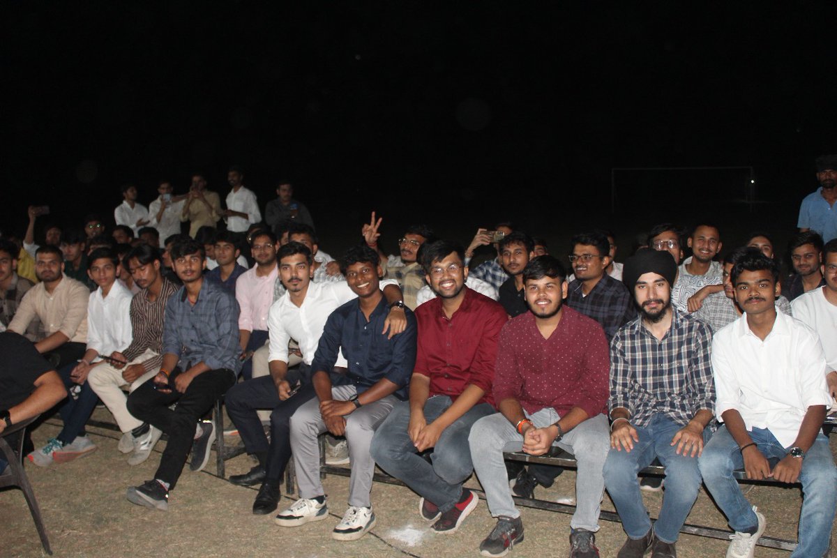 RJIT_BSF's tweet photo. An enriching Sandhya Samagam with Hostel Boys was held on 1st May at RJIT Hostel.
The boys presented a beautiful cultural program followed by interaction with Chief Guest Dr Shamsher Singh, ADG/VC RJIT and other Officers. 
@BSF_India @Shamsher_IPS @AmerishArya https://t.co/P0NI0AdECF