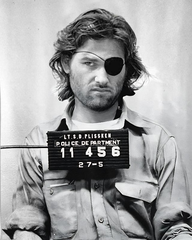 "Llámeme 'Serpiente'."
🎬 1997: Rescate en Nueva York (1981)