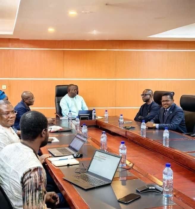 CEOSmartAfrica's tweet photo. Great meeting with Mr. Patrice Compaoré, Executive Secretary of ARCEPT Burkina Faso — advancing  Blueprints such as Smart Devices, One Africa Network, data governance &amp; cybersecurity. Big steps for Africa’s digital future!

#SmartAfrica #OneAfrica #BurkinaFaso #AfricaRising https://t.co/QyTLvKFTKy