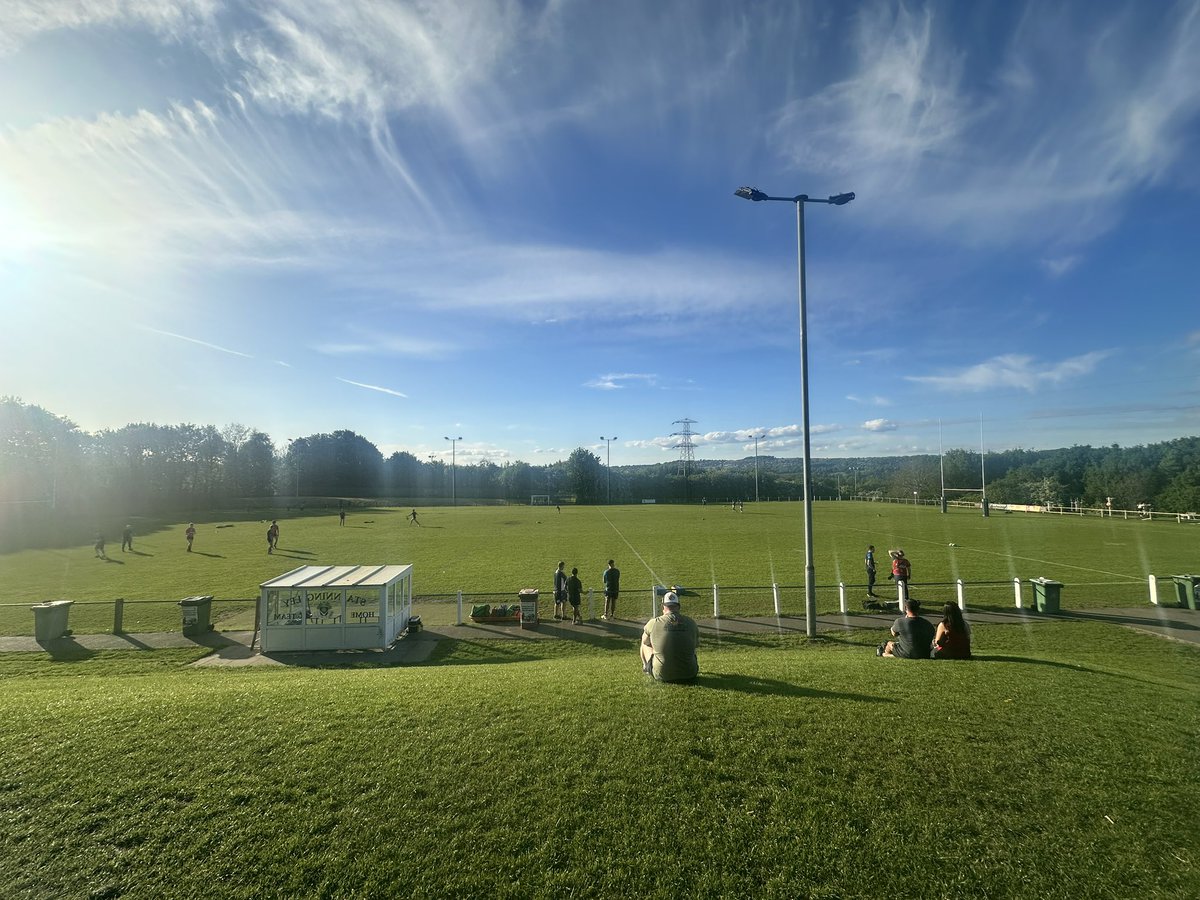 LoinersView (@loinersview) on Twitter photo Can’t beat rugby at <a href="/StanningleyRLC/">Stanningley Rugby Club</a> on a lovely warm sunny night Can’t beat rugby at <a href="/StanningleyRLC/">Stanningley Rugby Club</a> on a lovely warm sunny night