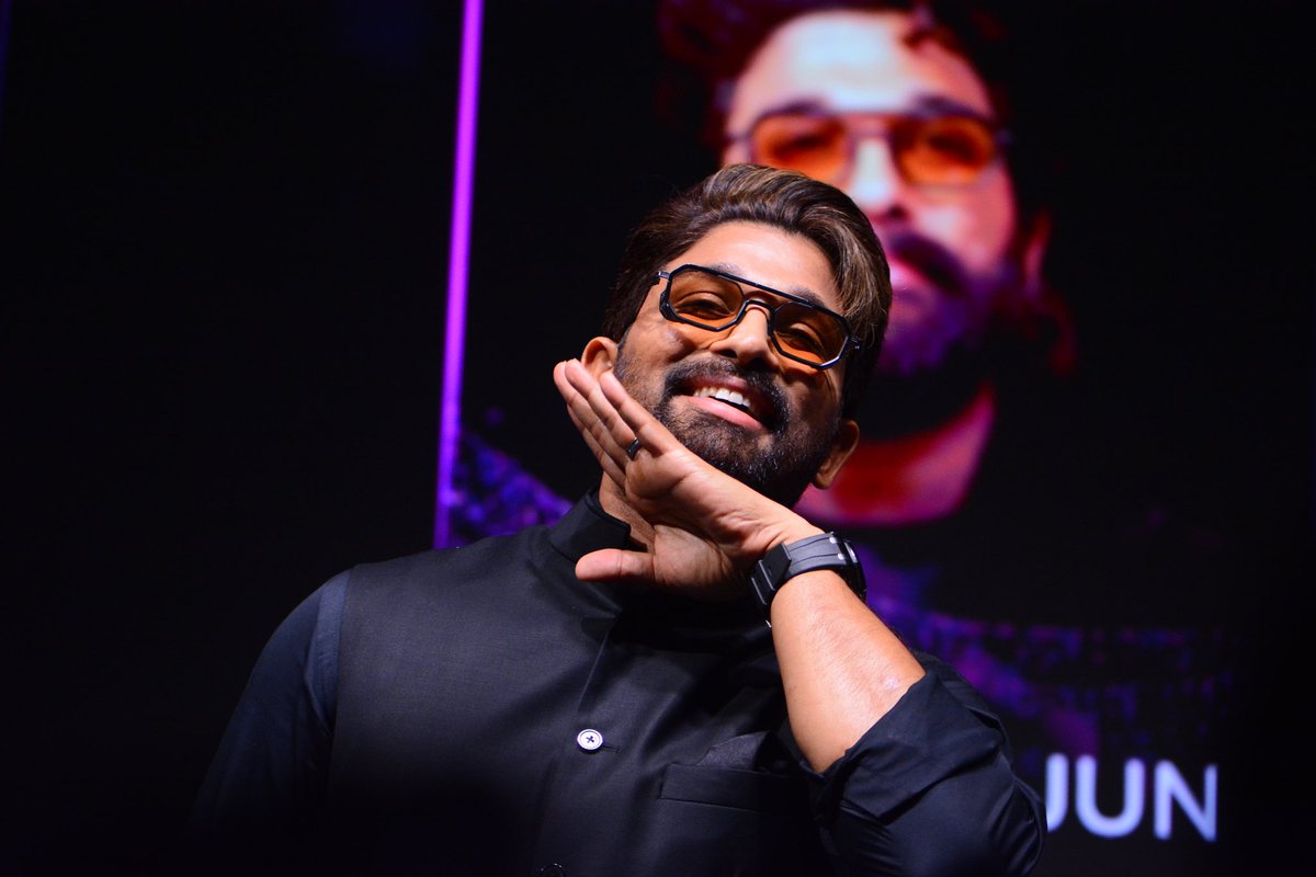 InfoDivLatur's tweet image. अभिनेते @alluarjun च्या &apos;टॅलेंट बियॉन्ड बॉर्डर्स&apos; विषयावर दिलखुलास गप्पा. वेव्हज्‌ मध्ये भारताला सर्जनशील आशय सामग्रीमध्ये जगाचे नेतृत्व करण्याची संधी, असा विश्वास  त्यांनी व्यक्त केला.
#CreateInIndiaChallenge
#WAVES2025
#WAVES
#WAVESIndia
#WAVESummit
@MahaDGIPR