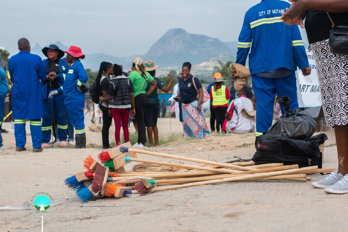 Manica Youth Assembly (MAYA) (@manicayouth) on Twitter photo Joined the #Nationalcleanupcampaign at Magada Shopping Center in Hobhouse with <a href="/EMAeep/">E.M.A</a>, <a href="/ZNOART1/">ZNOART</a>, <a href="/CityofMutare/">City Of Mutare</a> , <a href="/GenderZimbabwe/">Zimbabwe Gender Commission</a>, and the community. Together, we made a difference! Every hand counted in creating a #CleanerEnvironment. Let's keep the momentum going!" Joined the #Nationalcleanupcampaign at Magada Shopping Center in Hobhouse with <a href="/EMAeep/">E.M.A</a>, <a href="/ZNOART1/">ZNOART</a>, <a href="/CityofMutare/">City Of Mutare</a> , <a href="/GenderZimbabwe/">Zimbabwe Gender Commission</a>, and the community. Together, we made a difference! Every hand counted in creating a #CleanerEnvironment. Let's keep the momentum going!"