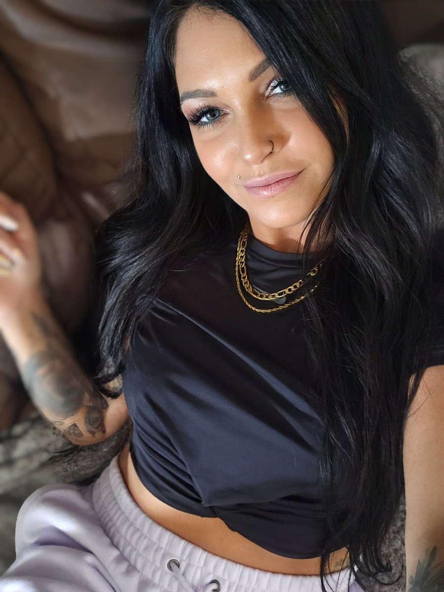 carosoucy2's tweet image. linkfly.to/peaches0896