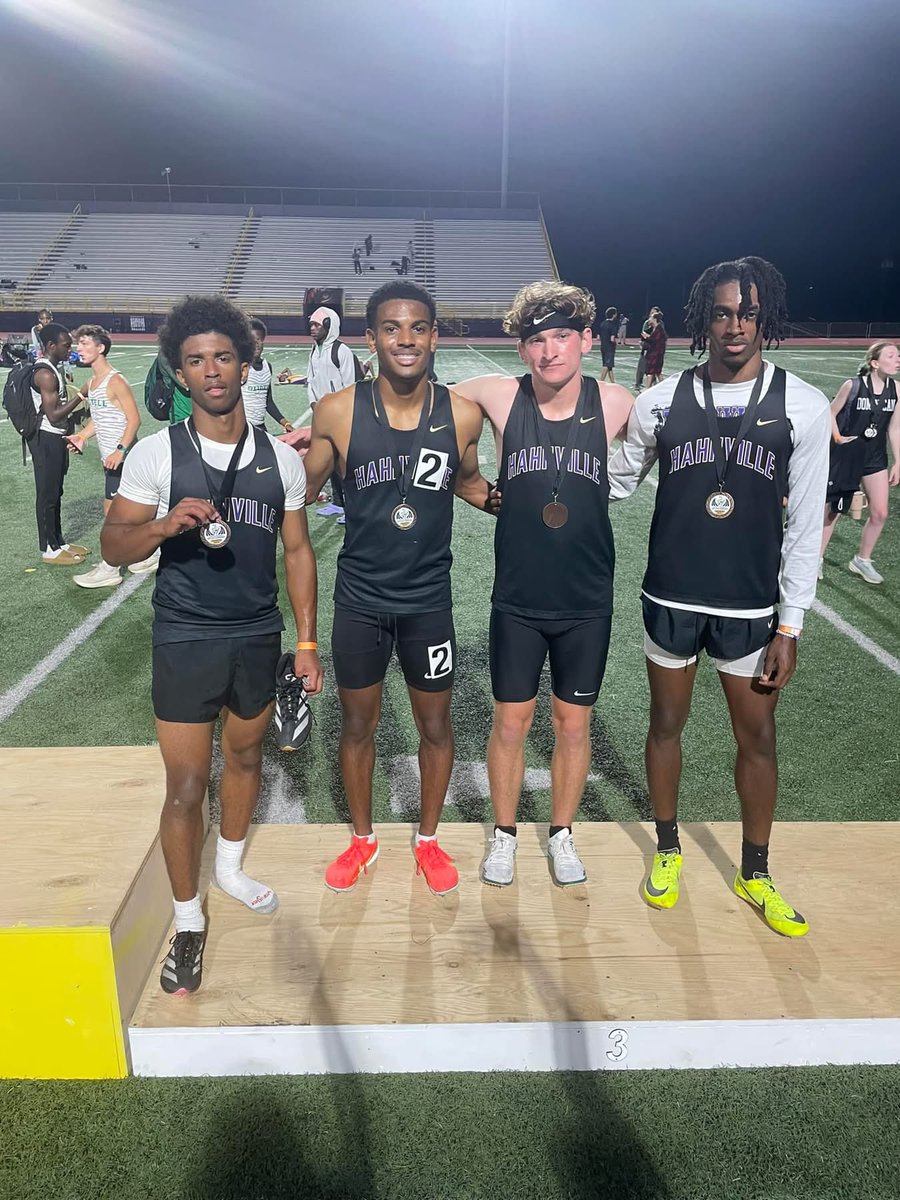 NEW 4x400 SCHOOL RECORD &amp; Ticket punched to STATE MEET! Amazing race by these guys. GEAUX TIGERS!!!
<a href="/hahnvillesports/">Hahnville Athletics</a> 
<a href="/prestonmire_/">Preston Mire</a>