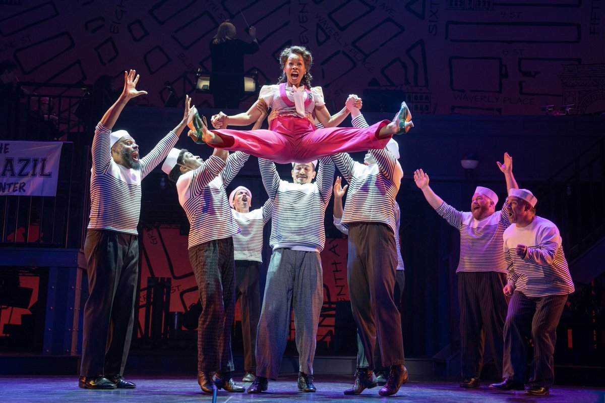 That Friday feeling.

#CityCenterEncores #WonderfulTown