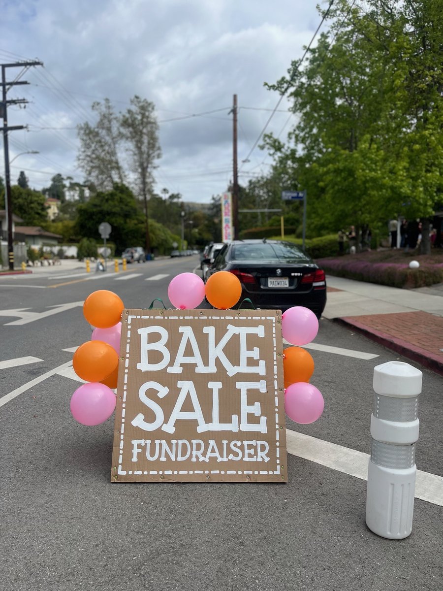 We love Bronson Canyon Resistance Bakers! 🍰 💕 They raised nearly $5k (!!!) at their recent bake sale to support SELAH programs! These funds will help us purchase supplies and organize direct services for our participants.

Thank you so much, Bronson Canyon Resistance Bakers!