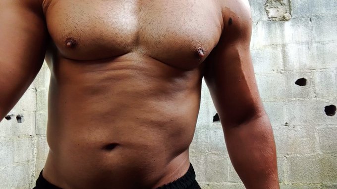 Watch YURI GAÚCHO's leaked NSFW photo on TwXstars