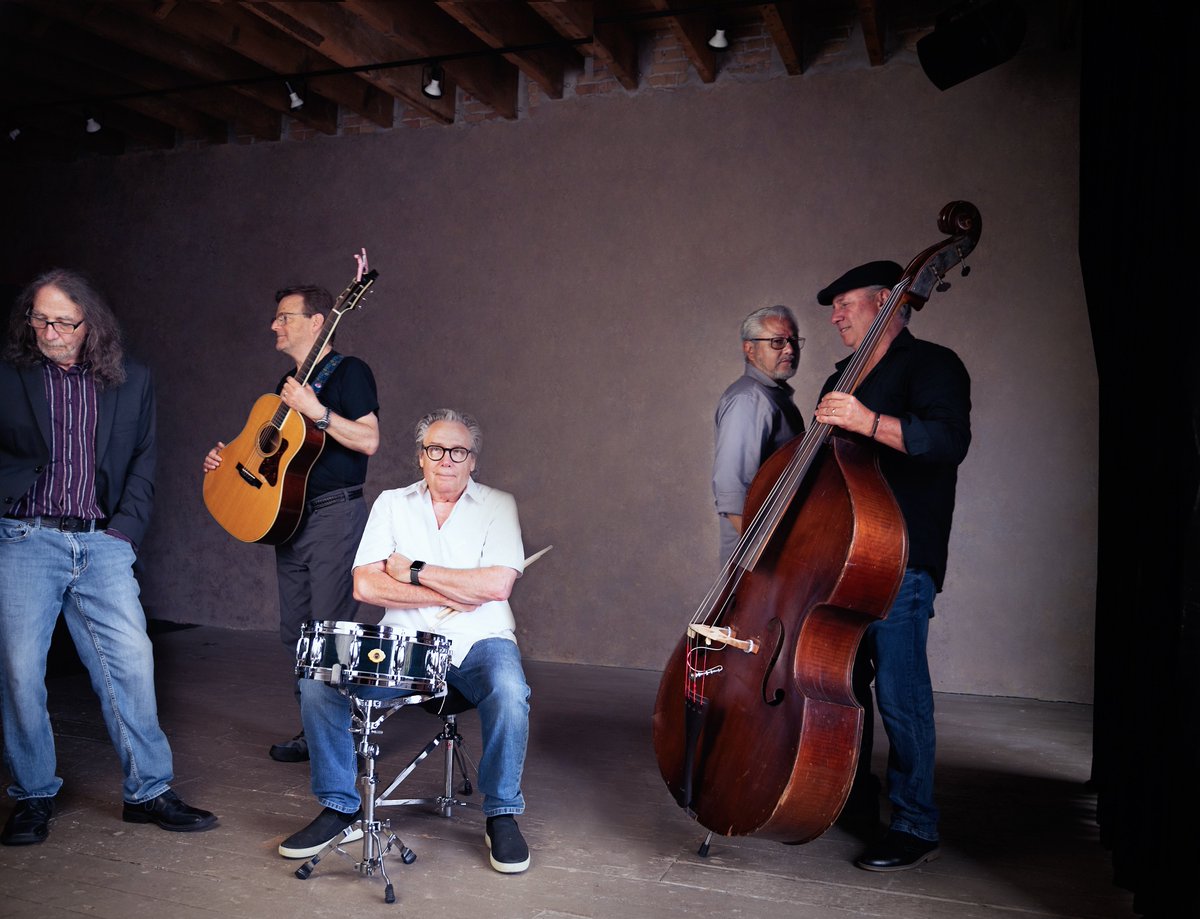 Congrats to DRC's very own Eddie Muniz and his AWESOME band Waiting for Eddie for 2 major national awards they won!
Read Article:
racinecountyeye.com/2025/05/02/wai…
✨
#DowntownRacine #RallyForRacine #RacineWI #AskMeWhyILoveRacine #RacineWisconsin #RacineVibes