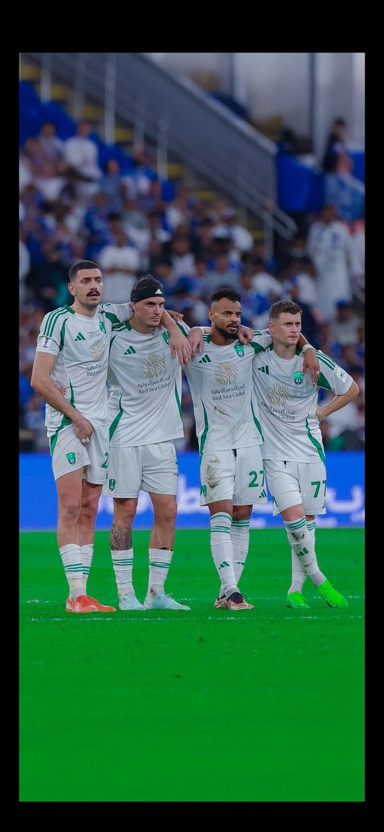bristage2000's tweet photo. @EuropaLeaguej لا اله الا الله محمد رسول الله https://t.co/2Uwg6nBF5X
