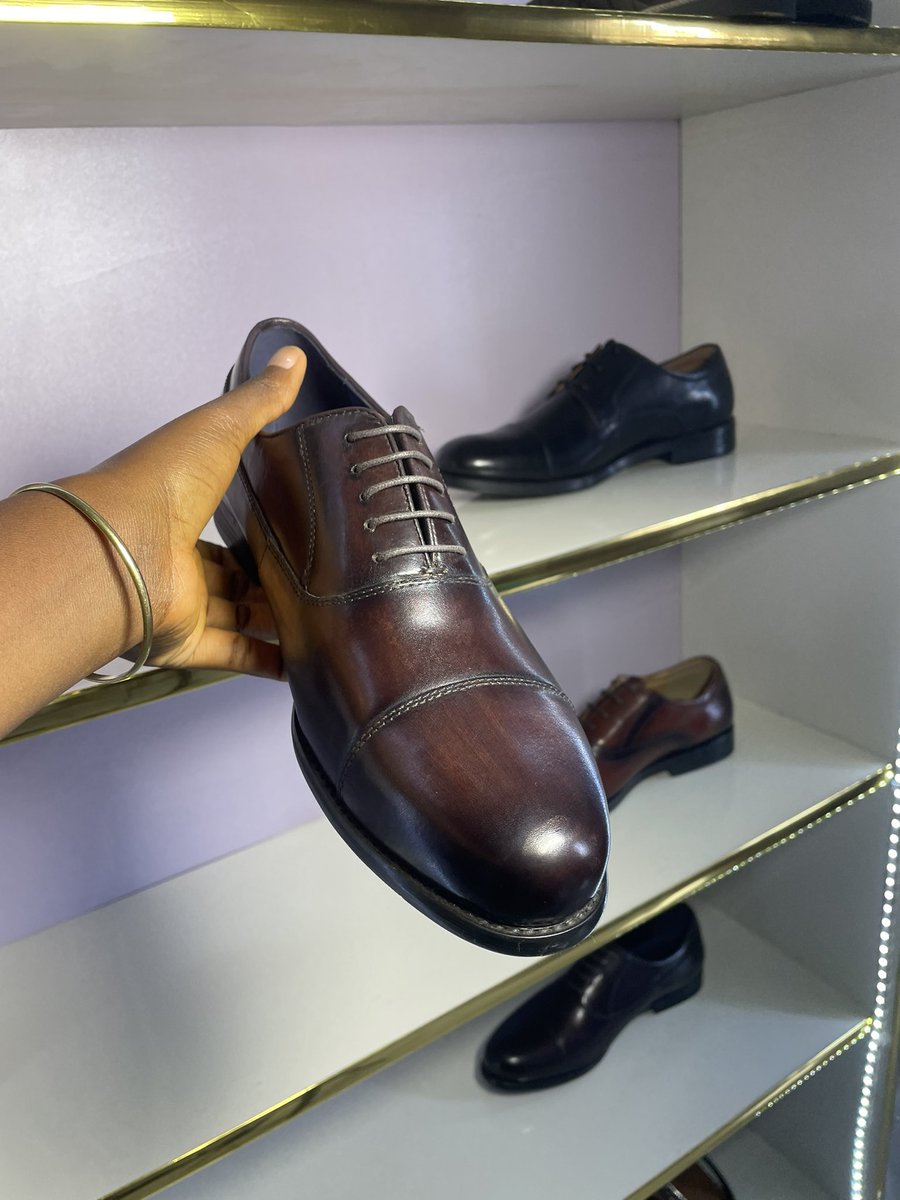 JulsonAwin's tweet photo. Before you speak, let your shoes do the talking 🔥🔥🔥🔥🔥

Shoes like this do the talking!!!
Awin’s copious is one brand that puts in so much effort to give you class and quality at the same time. 
N58,500 only 
09037069936
#verydarkman #LoveLanguage #TrendingNow #fashion #sho https://t.co/gtwgzfjTEo