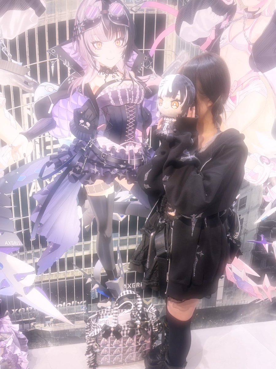 👁️‍🗨️Happybirthday Shiorin!!👁️‍🗨️

Thank you always for all your happiness!!
It's been fun every day since I met Shiori!!
Please don't push yourself too hard and stay healthy in the future(ᐢ ̥_  _ ̥ᐢ)

#ShiorinOnAir  #partyvella2025