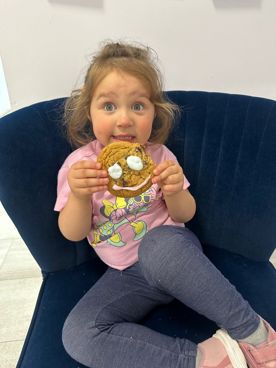 Brant Food For Thought (@brantfft) on Twitter photo 😊🍪Nothing sweeter than a <a href="/TimHortons/">Tim Hortons</a> #SmileCookie...except maybe 3yr old Olivia enjoying hers! 💖 That smile says it all - delicious cookies for a great cause!
Hurry in and grab your Smile Cookies before they're gone for another year - the campaign ends May 4th! 😊🍪Nothing sweeter than a <a href="/TimHortons/">Tim Hortons</a> #SmileCookie...except maybe 3yr old Olivia enjoying hers! 💖 That smile says it all - delicious cookies for a great cause!
Hurry in and grab your Smile Cookies before they're gone for another year - the campaign ends May 4th!