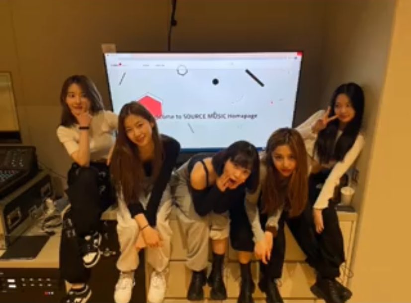 saebinism's tweet image. la familia tradicional panista como Dios la creo