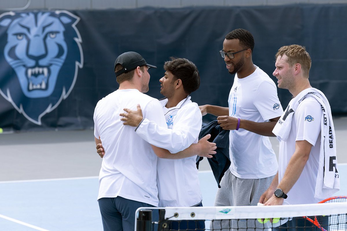 More photos from today's NCAA Tournament battle in NYC 📸