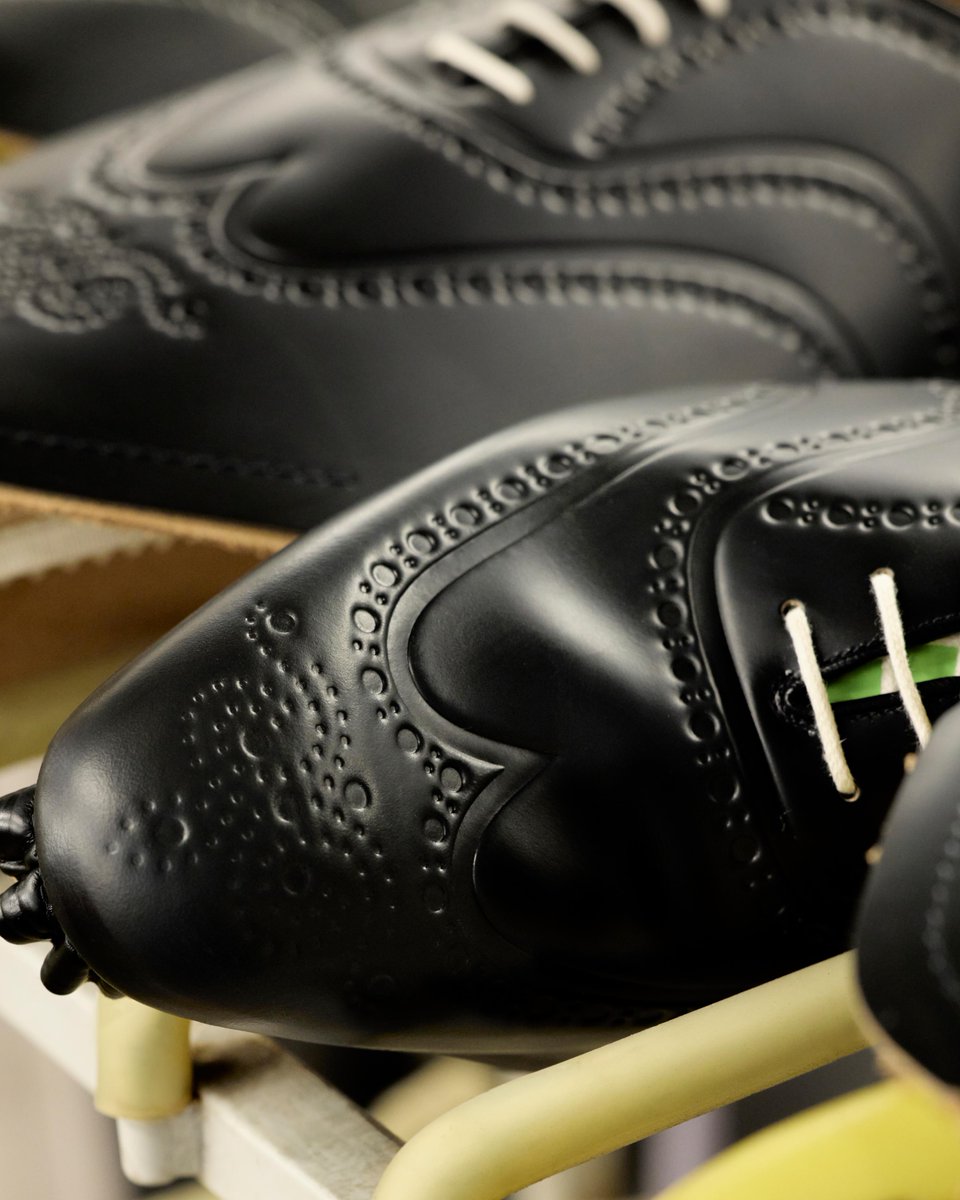 Centuries worth of the finest British shoemaking, combined with futuristic innovation. The Chetwynd Contour is a traditional wingtip brogue that swaps its decorative perforations for indentations.

Learn more at church-footwear.com

#churchsshoes