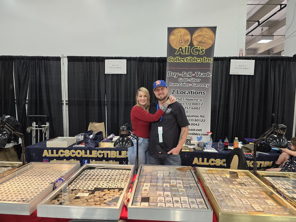 KSProductions9's tweet image. SETUP AND ROLLING!!!

DAY 2 Denver Coin Shows